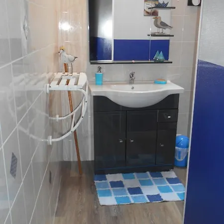 Holiday home Gite De La Huberderie Quettehou